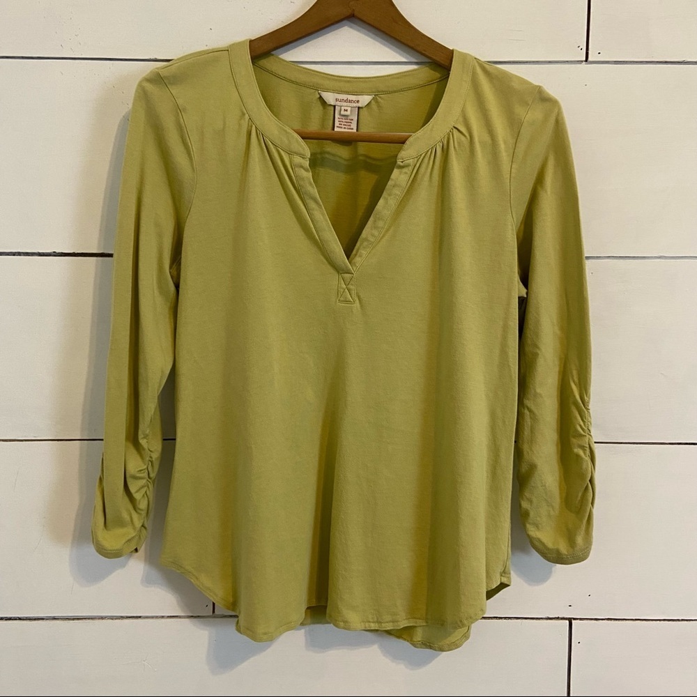 Sundance 3/4 Ruched Sleeves Split Neck Top. Size Medium. EUC